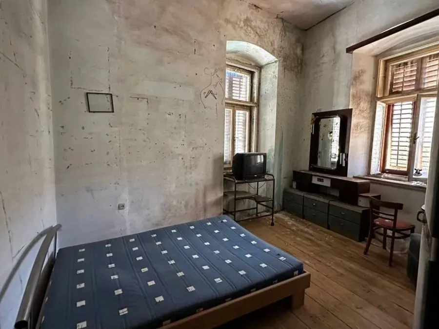kuća na prodaju - blato - slika 12