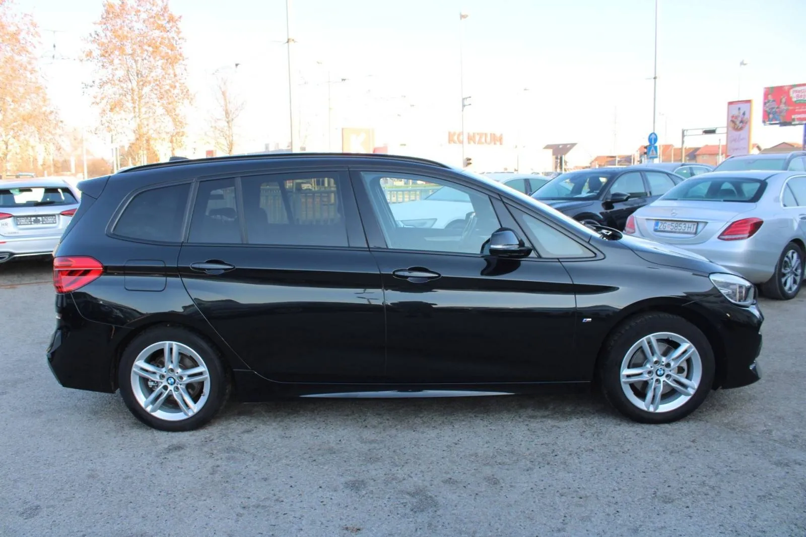 bmw serija 2 gran tourer 218i automatik m-paket *led, navigacija, kame - slika 4