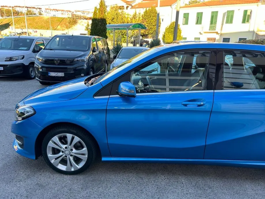 mercedes-benz b200cdi - 2015 - 120000km - servisna - garancija - reg1g - slika 7