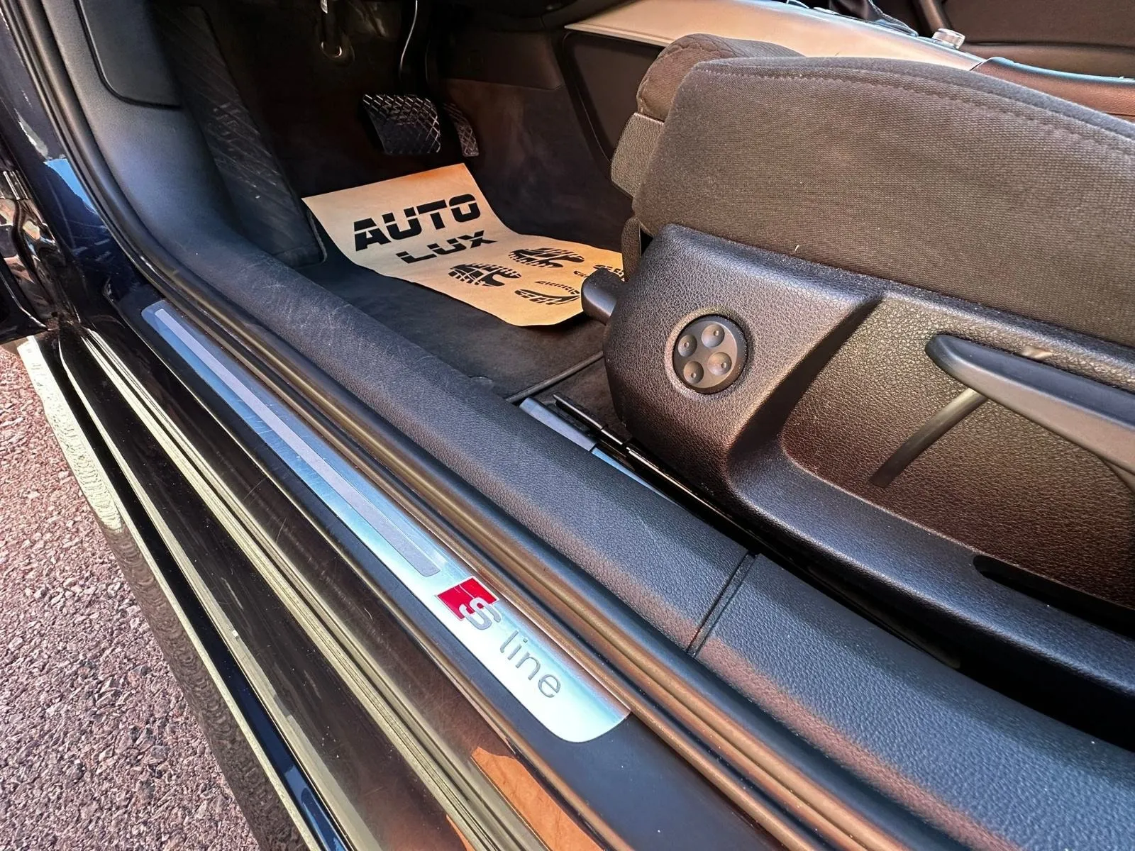 audi a6 2.0 tdi automatik•140kw•quattro•blackoptic•sline - slika 16