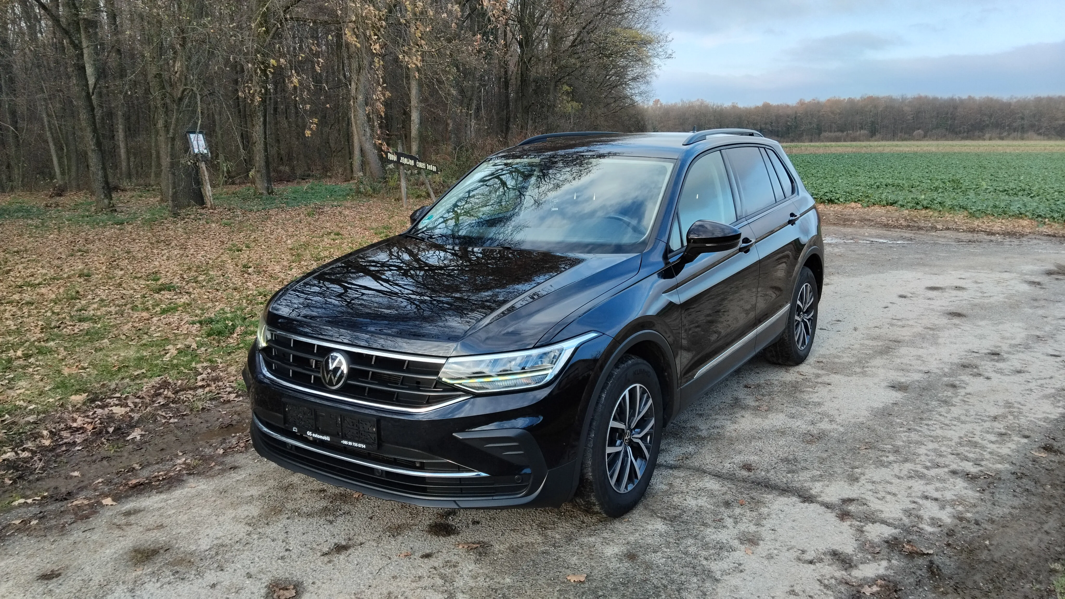 vw tiguan 2,0tdi highline oprema 2022god. - slika 2