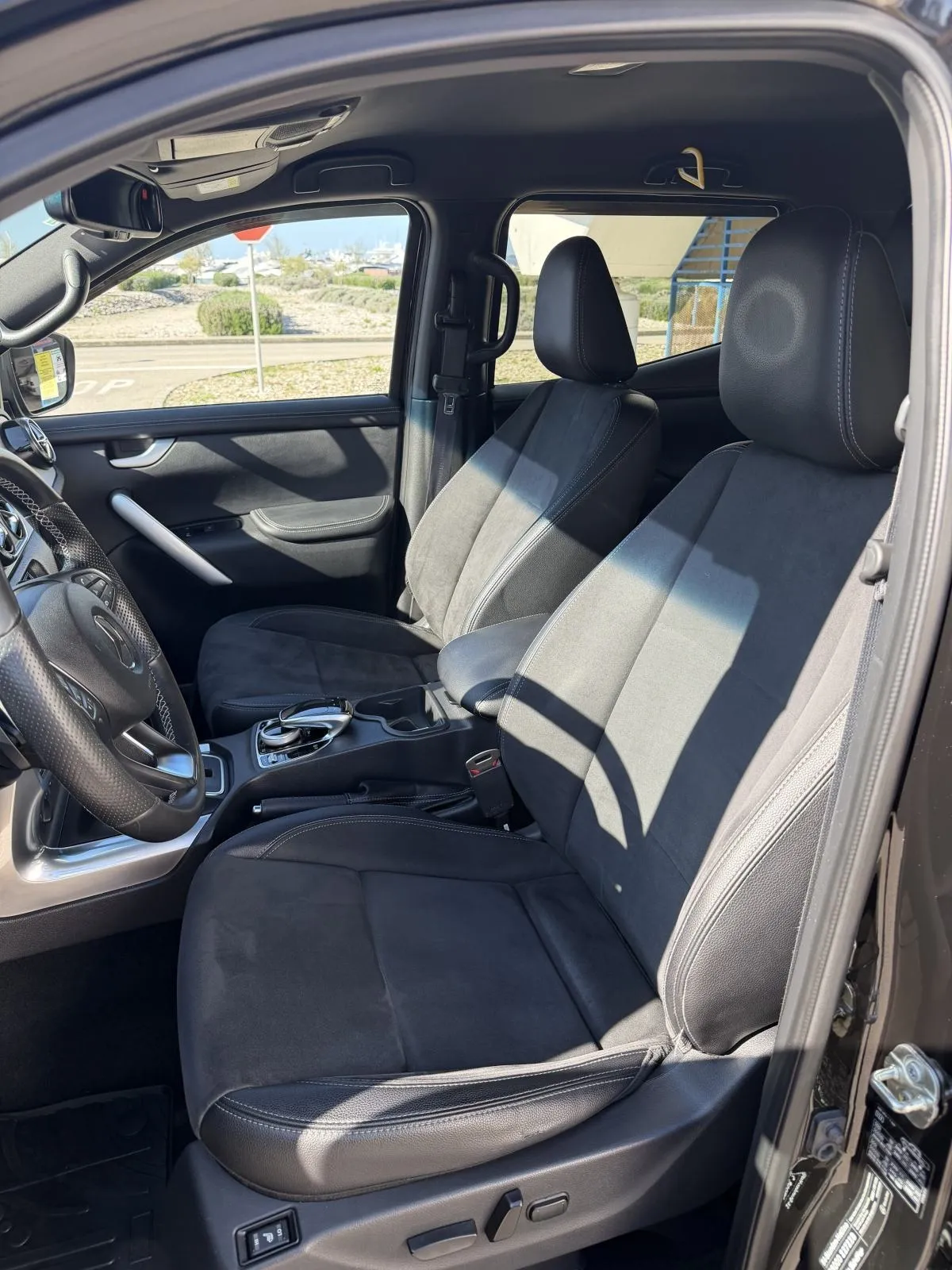 mercedes-benz x-klasa 350d automatik - slika 12