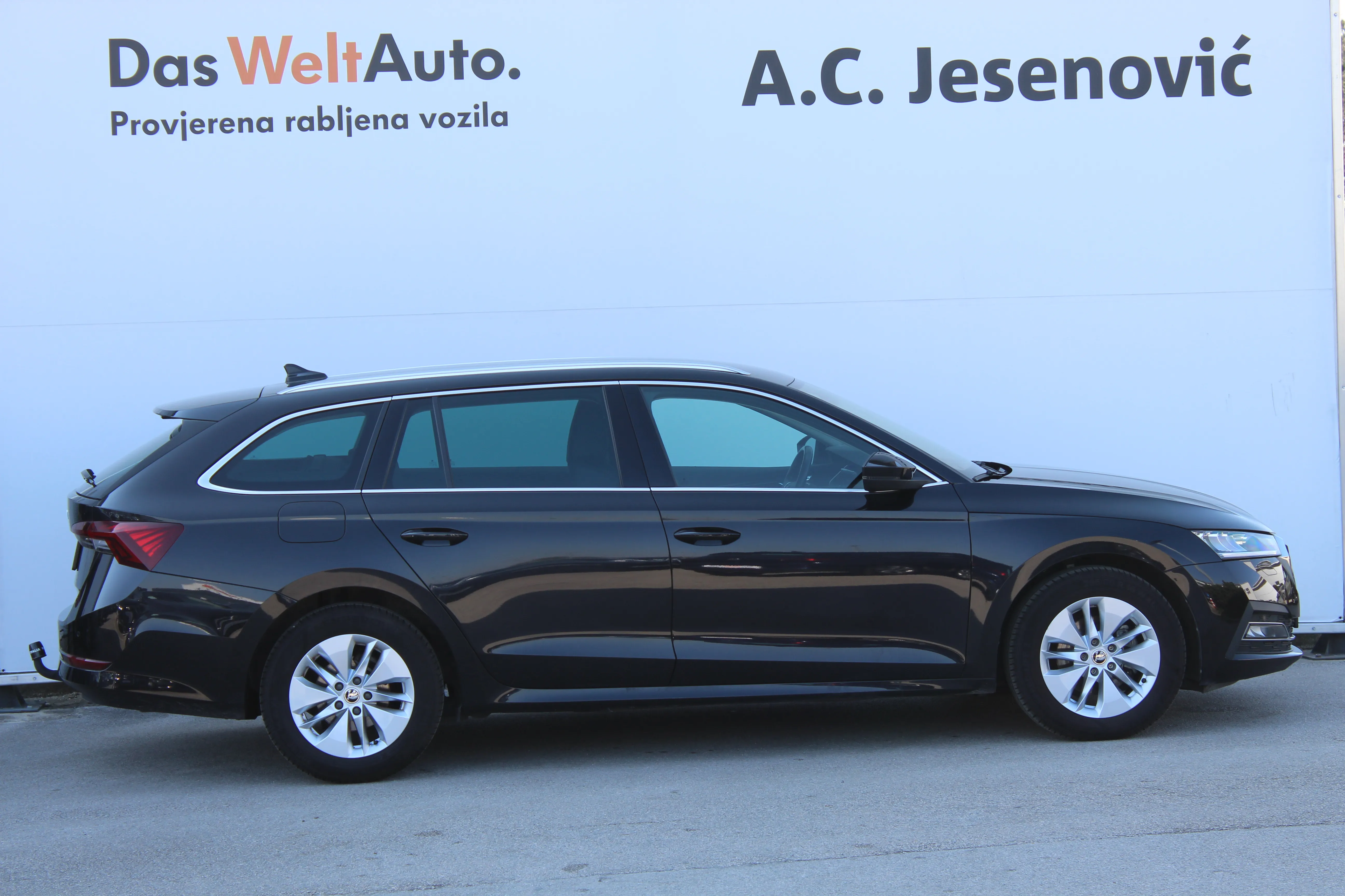 13128 škoda octavia combi ambition 2.0 tdi - slika 4