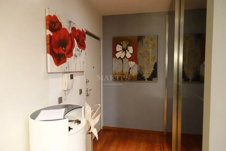 radnička, luksuzan stan, 5 soba, 2 etaže, 180m2, terasa, gpm (prodaja) - slika 12