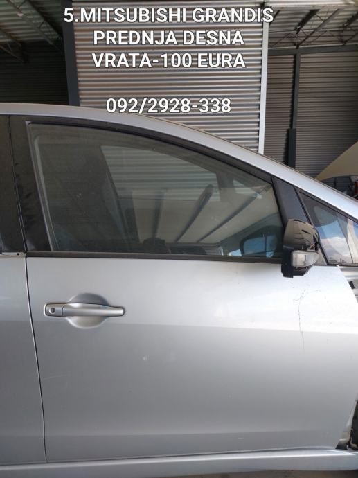 Mitsubishi Grandis prednja desna vrata - Hrvatski Leskovac, Zagreb