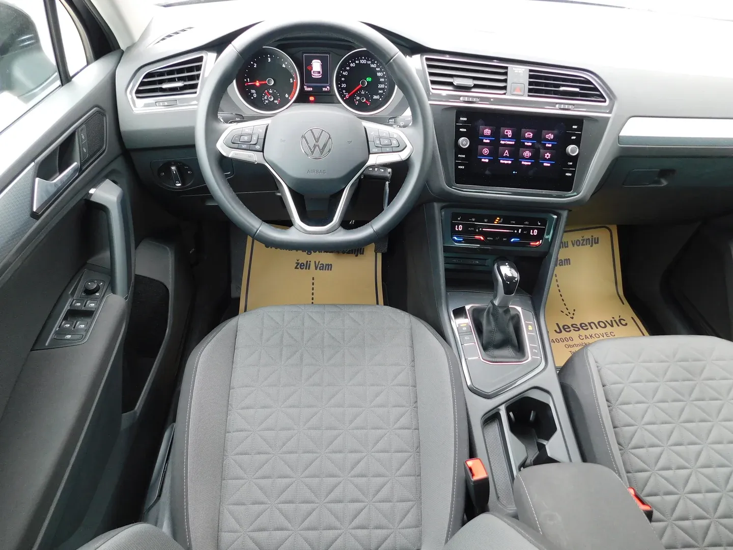 11634 volkswagen tiguan 2.0 tdi dsg life - slika 9