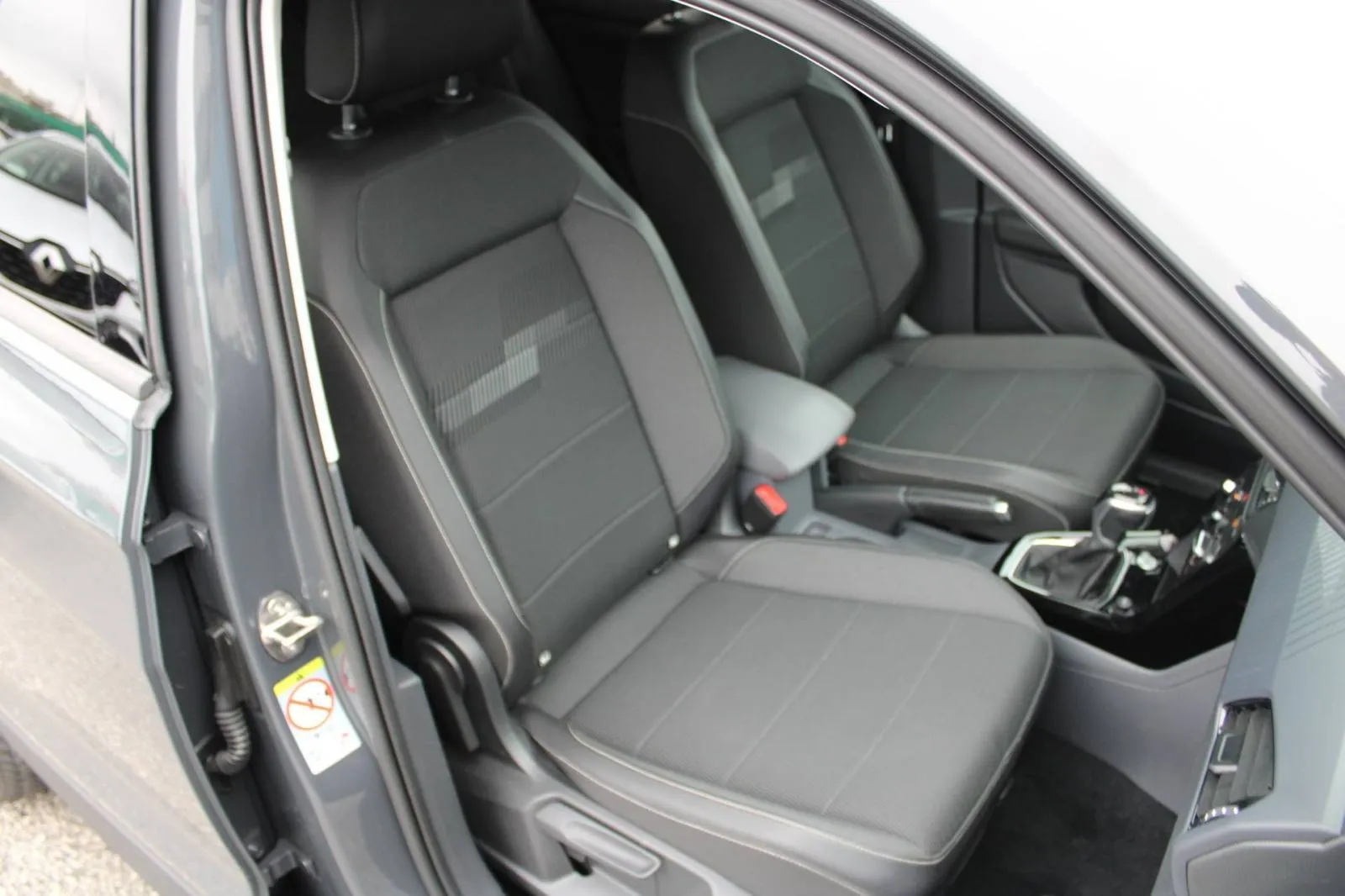 vw t-cross 1.0 tsi dsg *navigacija, kamera* - slika 11