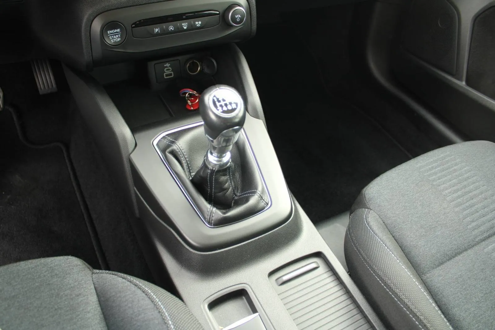 ford focus sw active 1.0 ecoboost *led,navigacija* - slika 21