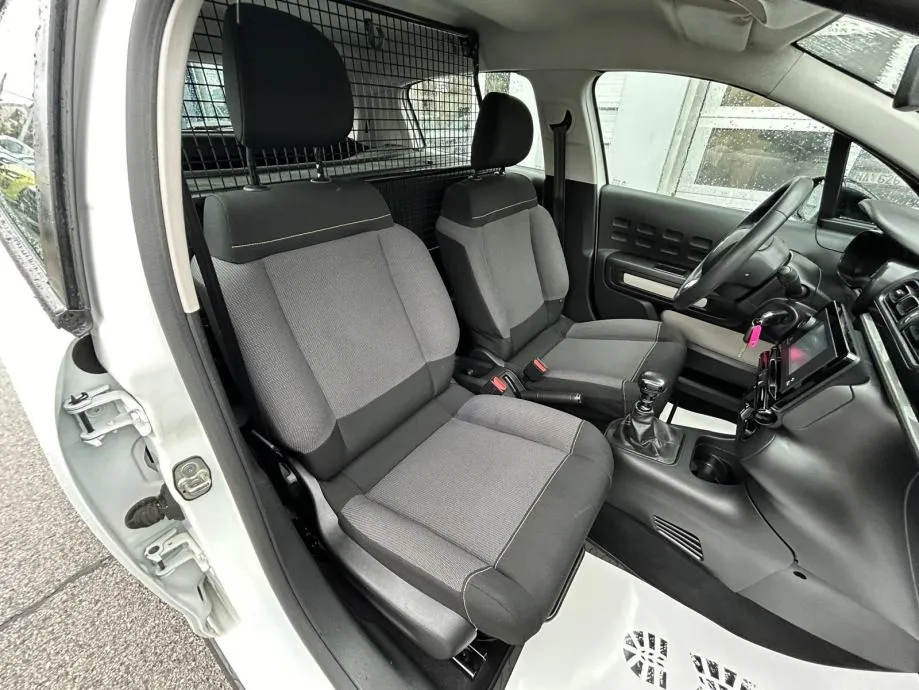citroën c3 1,5 bluehdi n1 - 2021 - 2 sjedala - hr auto! - slika 10