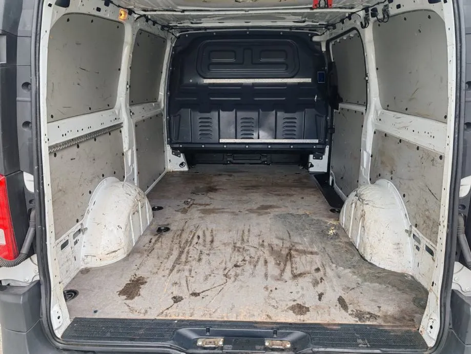 mercedes vito , 2018 g, 194000, 2018 god. - slika 11