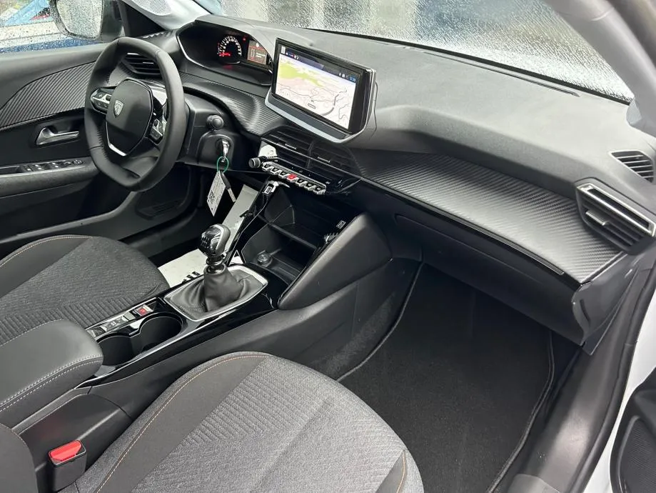 peugeot 208 business 100 - novo - do 8 god jamstva* - rata 192€ - slika 7