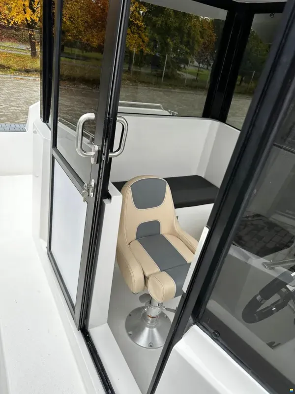 marion 722 pilothouse - slika 20