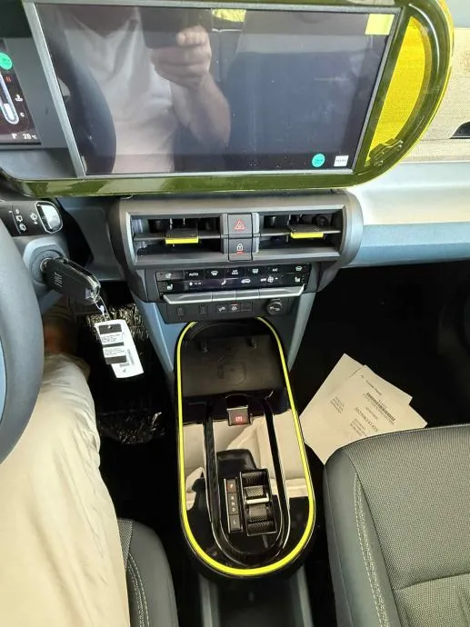 fiat grande panda 1,2 110 e-hybrid at – la prima - dostupno odmah!!! - slika 10