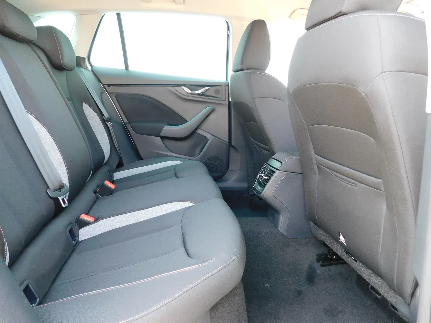 12718 škoda scala fl selection 1.0 tsi - slika 13
