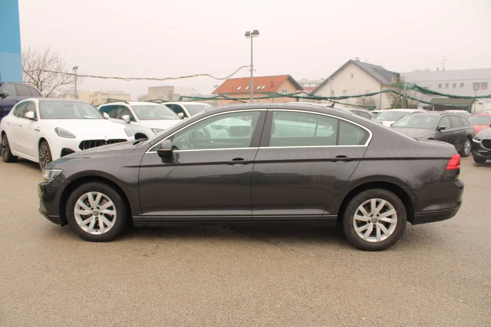 vw passat 2.0 tdi dsg *led, navigacija, kamera* - slika 8