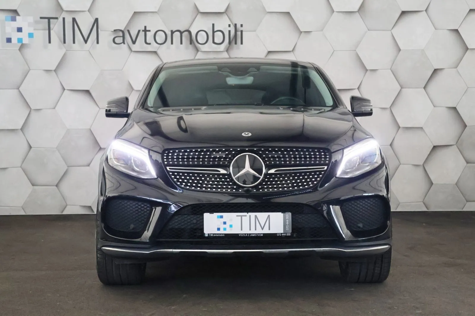 mercedes-benz gle coupe 350d 4matic 9g-tronic amg line multibeam radar - slika 5