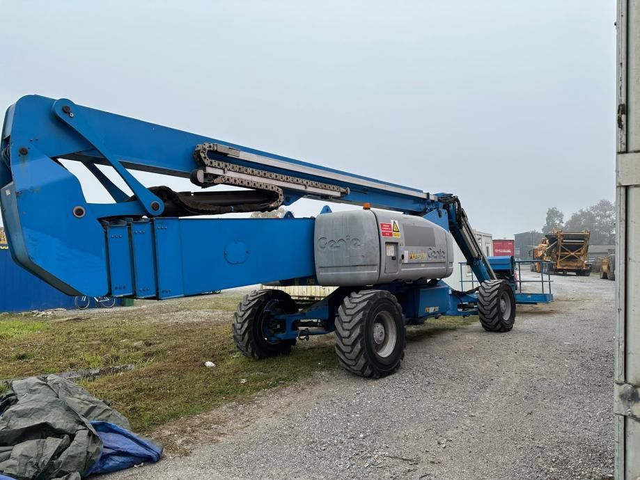 rabljena samohodna platforma genie z135/70 - radna visina 43 m - slika 2