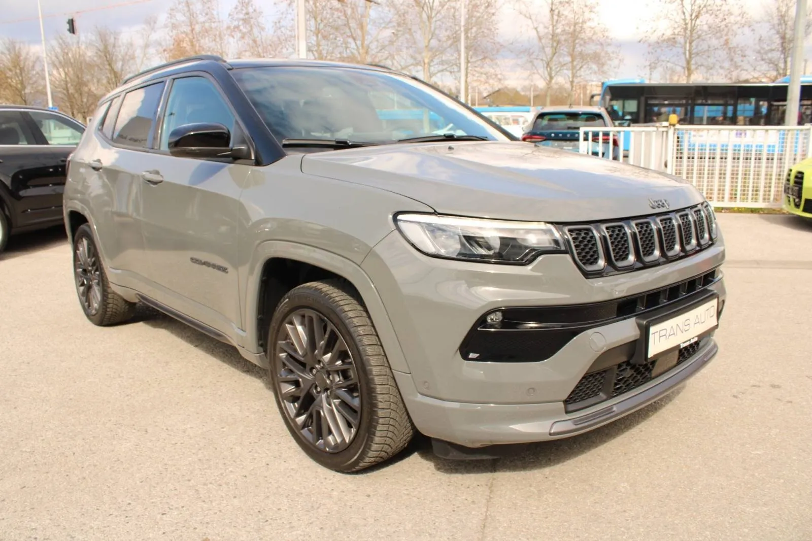 jeep compass t4 s automatik *led, navigacija, kamera* - slika 3