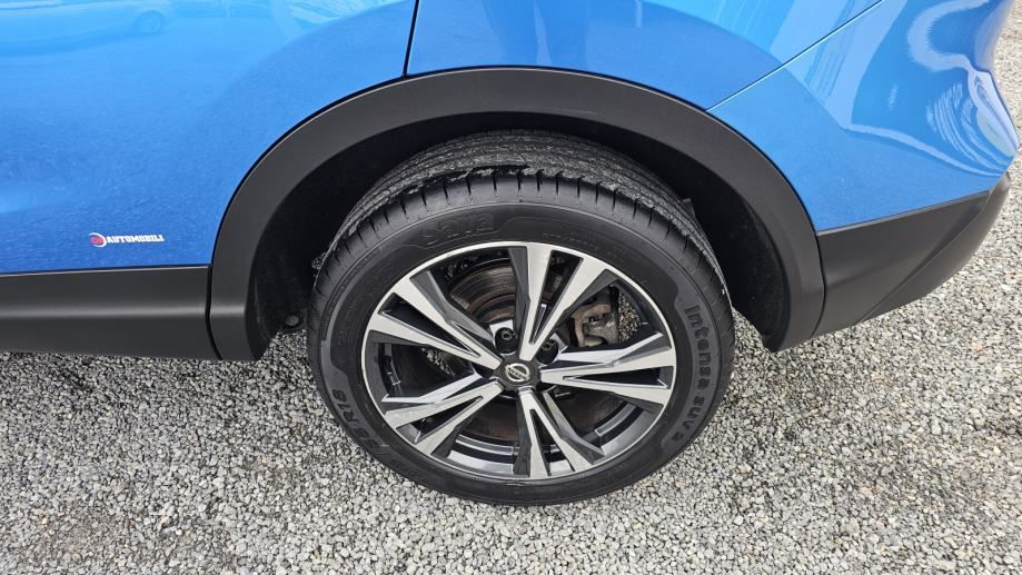 nissan qashqai 1,3 t.,led,navigacija,kamera,alu 18,tempomat,jamstvo!!! - slika 7