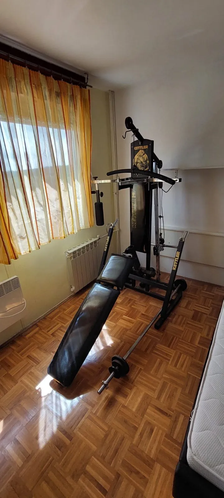 očuvan kettler classic multi gym set sa 100kg utega i šipkom - slika 2
