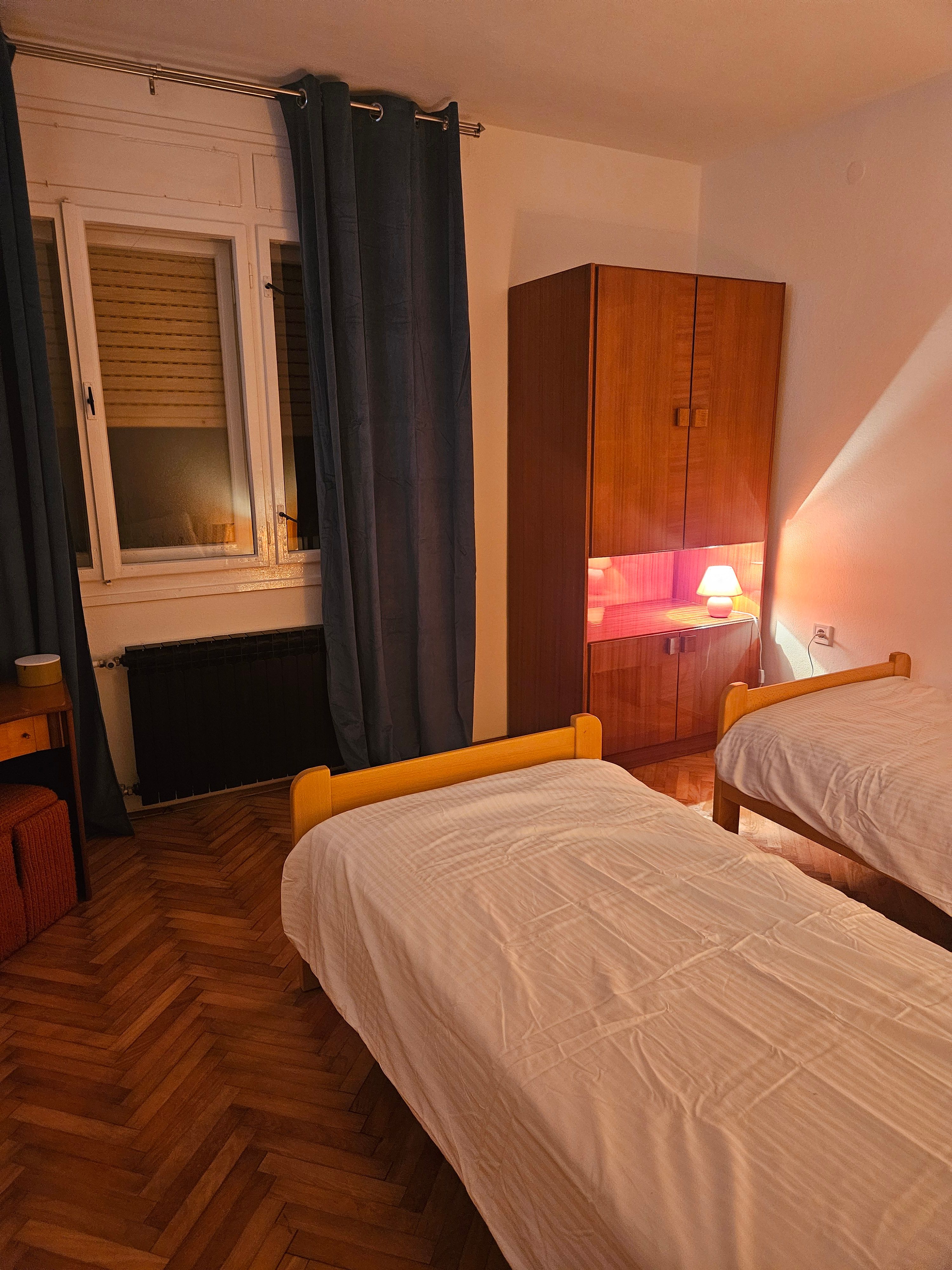 centralna lokacija zagorje; namjesteno i pogodno do 12 osoba - slika 3