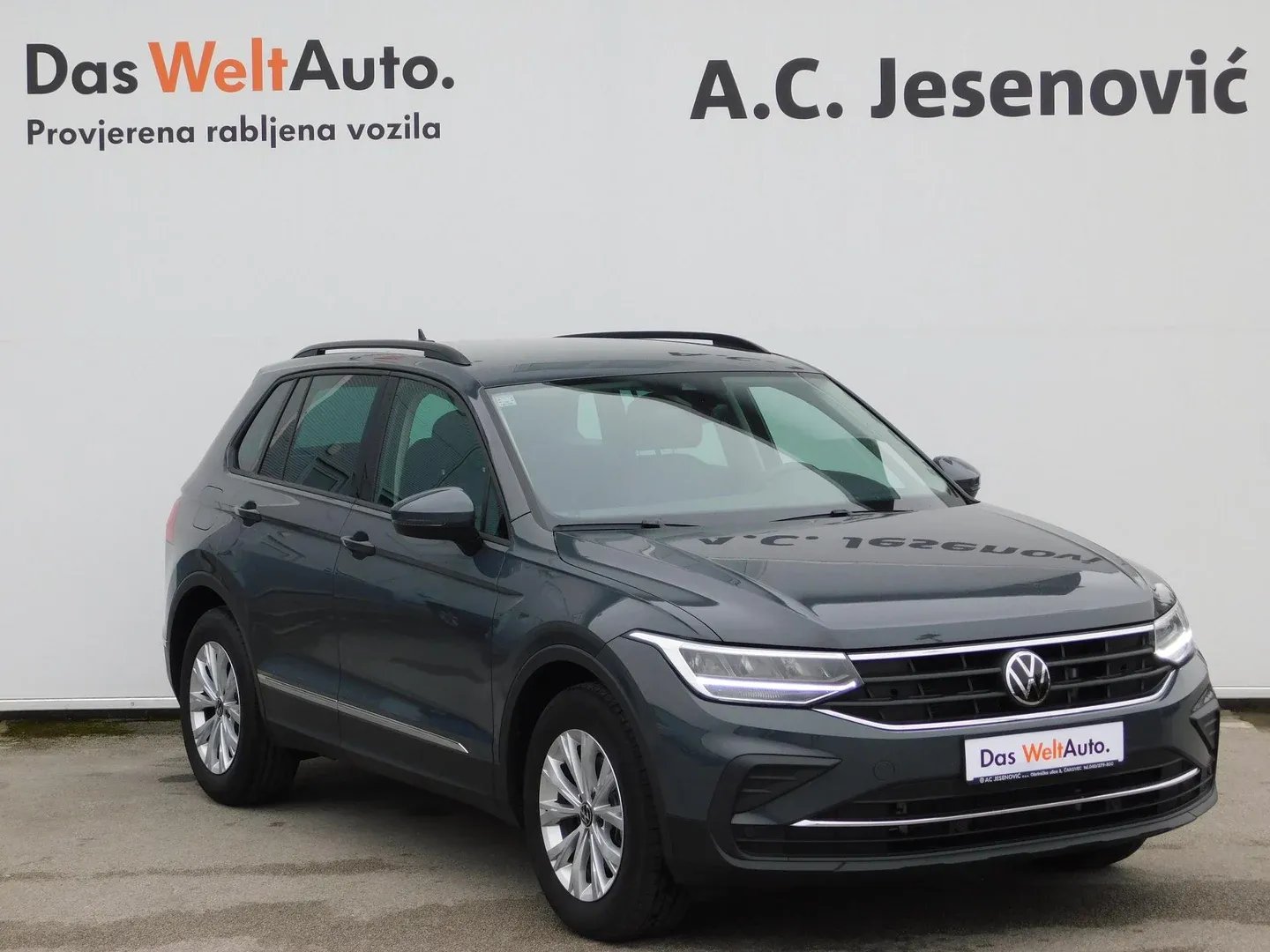 10189 volkswagen tiguan 2.0 tdi life - slika 3