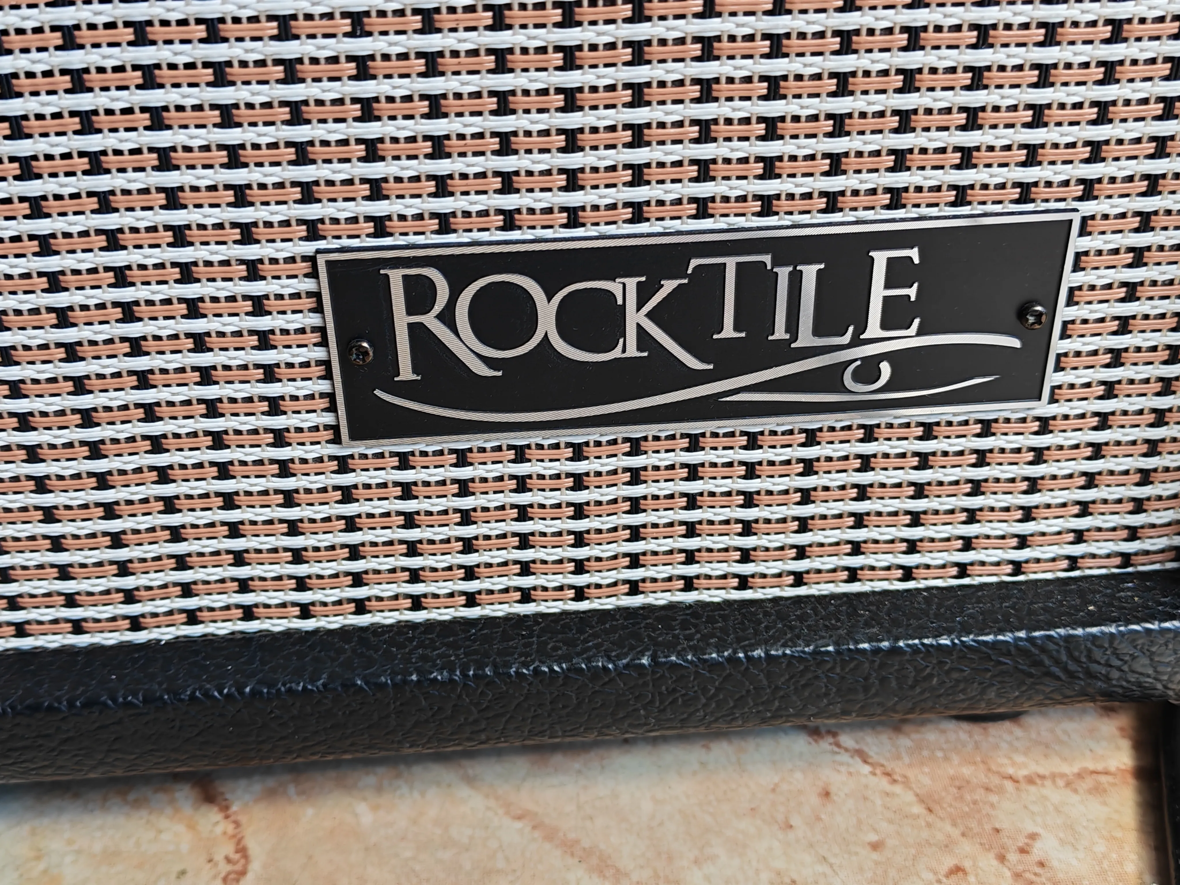 pojačalo za gitaru rocktile ga-60 mark - slika 12