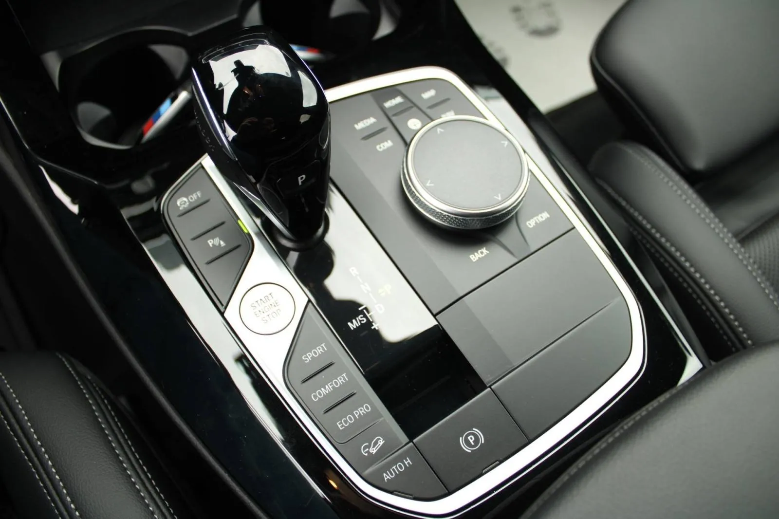 bmw x4 20d xdrive m-paket *led, navigacija, kamera* - slika 18