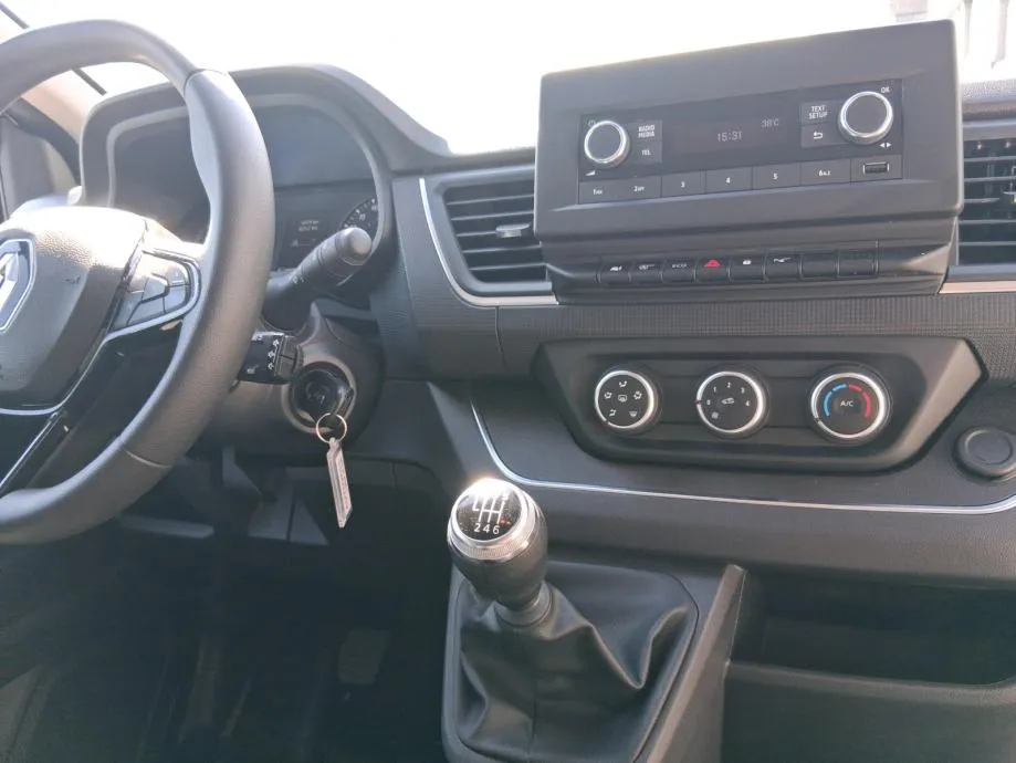 renault trafic grand zen dci 110 / vozila u dolasku, 2024 god. - slika 19