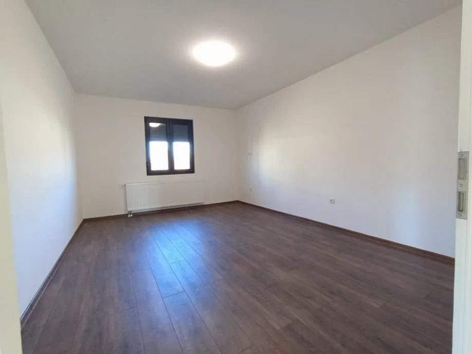 kuća: sveta nedelja, 220.00 m2 (prodaja) - slika 15