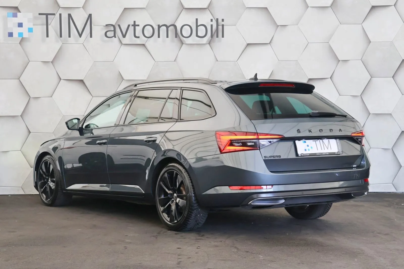škoda superb combi n1 2.0tdi combi dsg matrix virtual radartemp - slika 4
