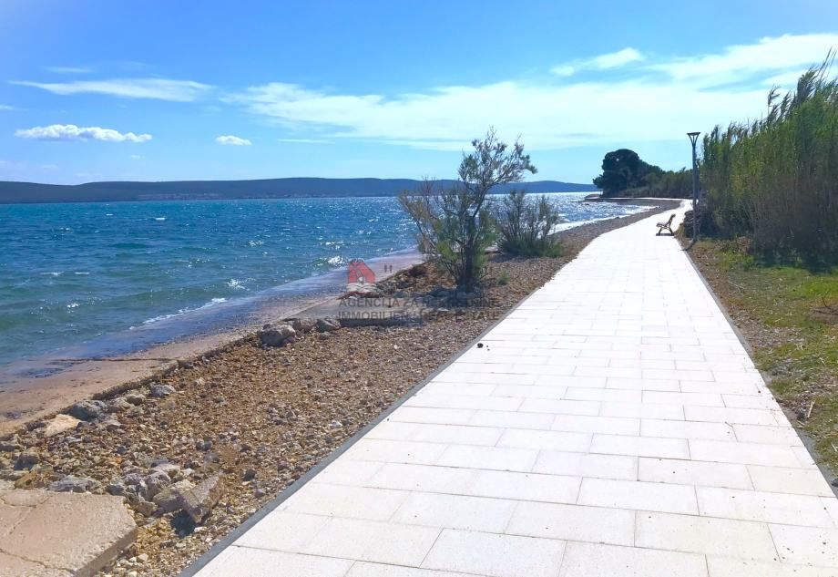pašman-dobropoljana,građevinsko zemljište s projektom za izgradnju zgr - slika 4