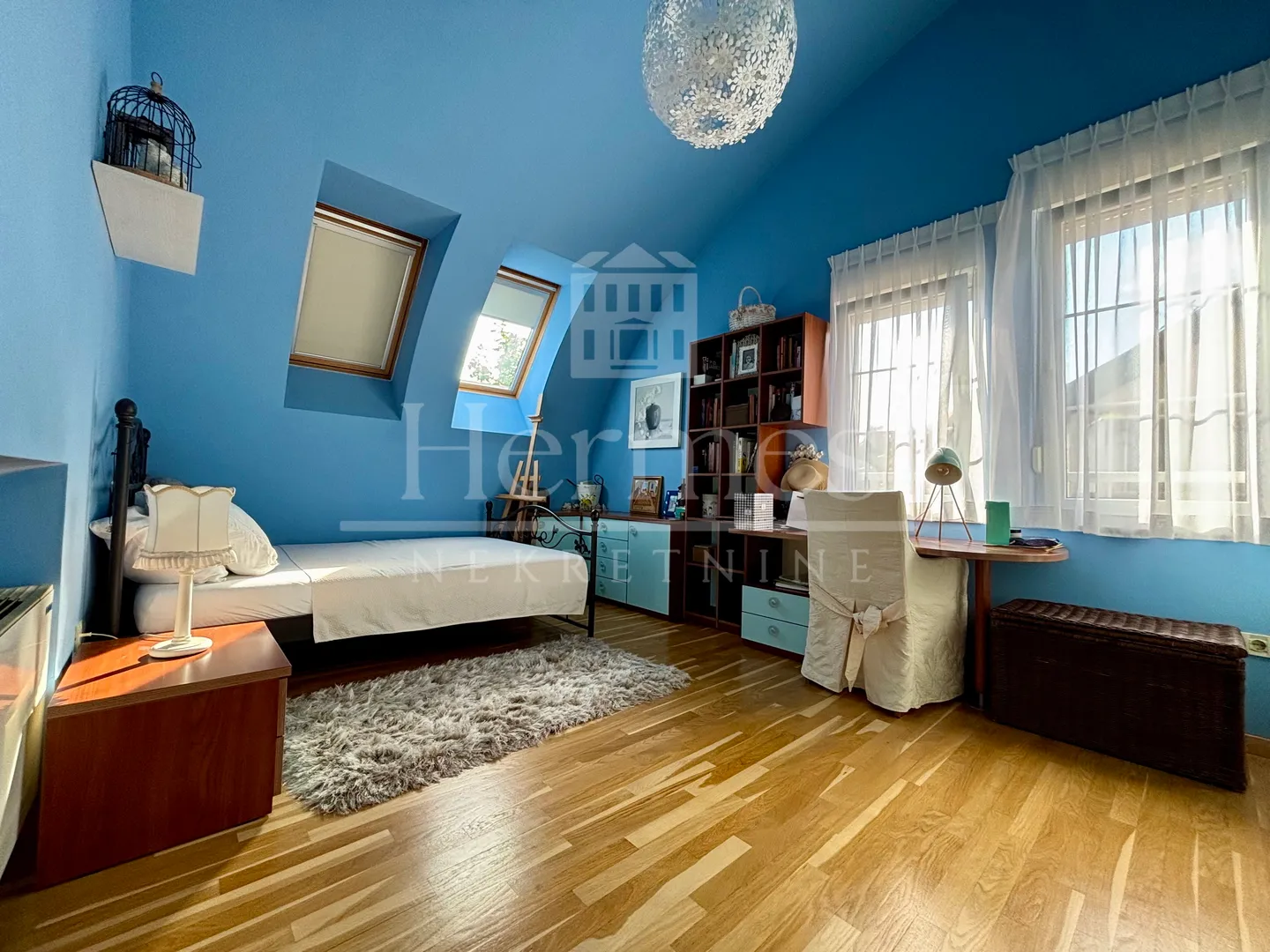 penthouse s terasom i pogledom na zelenilo, pantovčak - slika 26