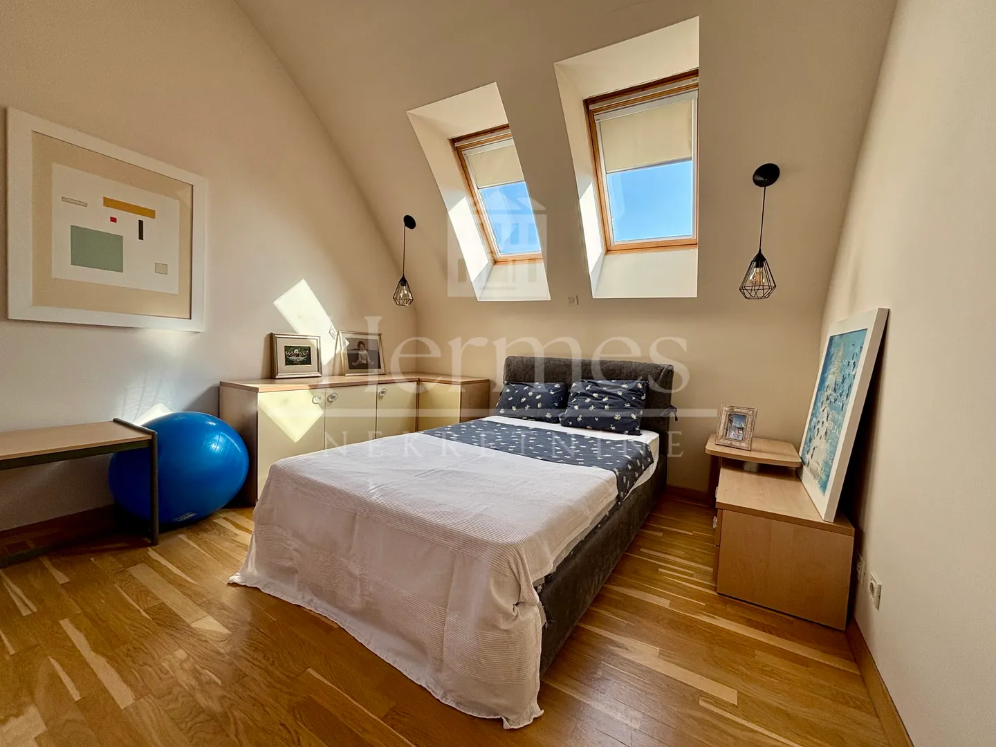 penthouse s terasom i pogledom na zelenilo, pantovčak - slika 23