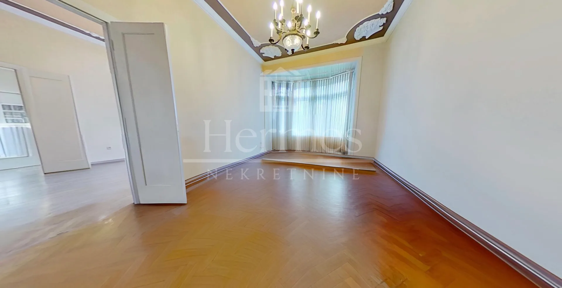 graðanski stan kao poslovni prostor (ured), visoki stropovi, 8 soba, 200 m2 - slika 7