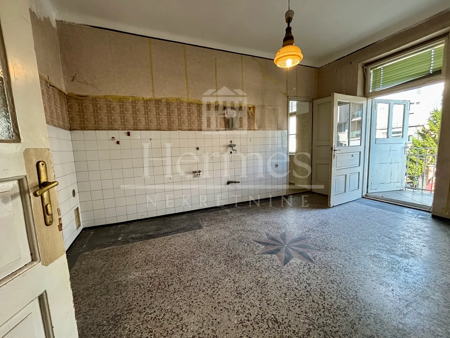 4-sobni stan za najam, centralna lokacija, savska cesta - slika 17