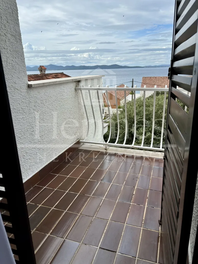 kuća na 3 etaže s panoramskim pogledom na more i otoke, zadar, kožino - slika 14