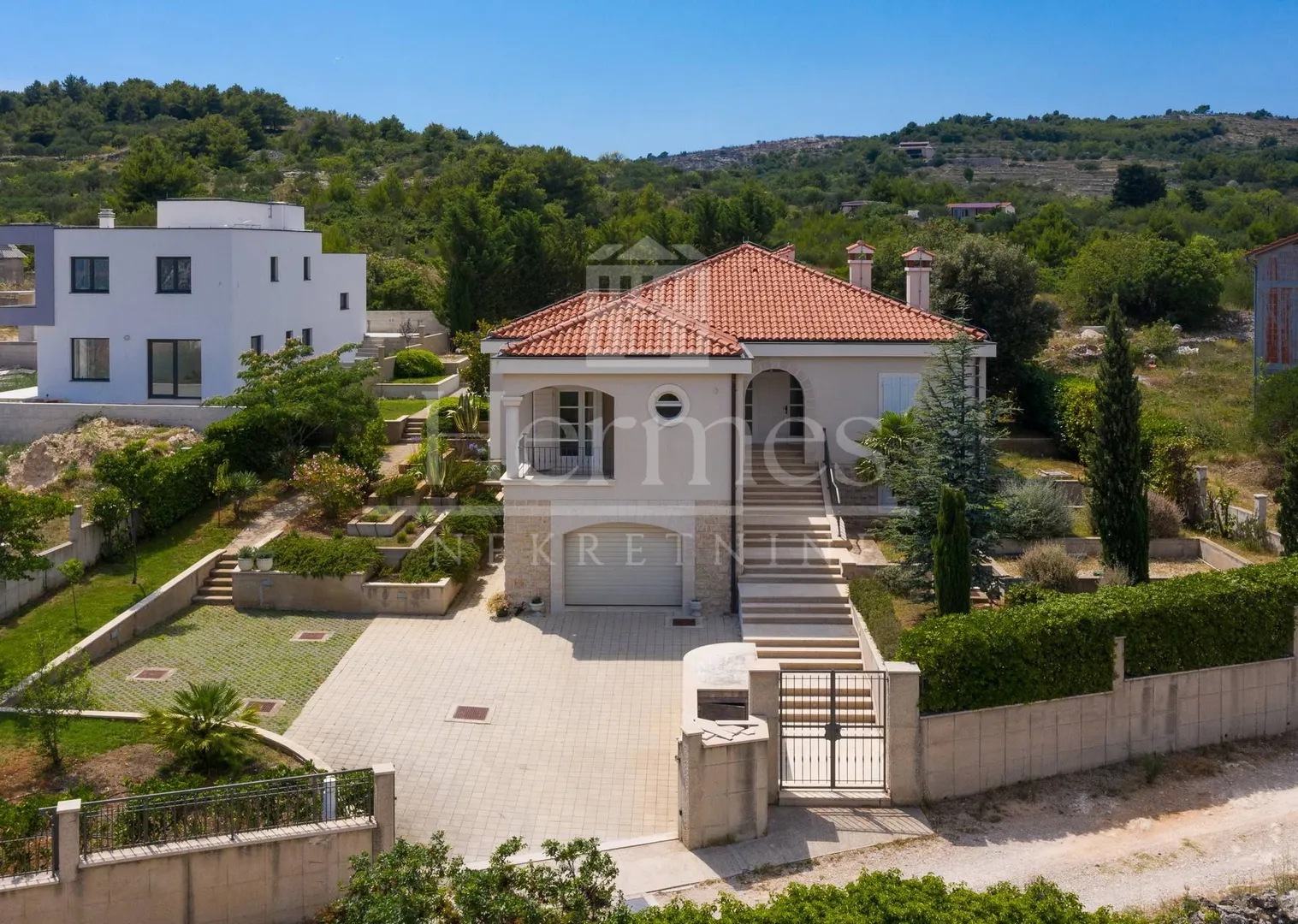 unikatna mediteranska vila s bazenom, vodice - slika 2