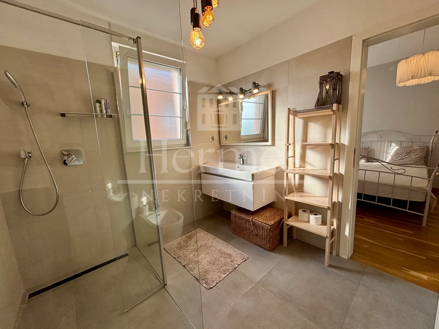 penthouse s terasom i pogledom na zelenilo, pantovčak - slika 20