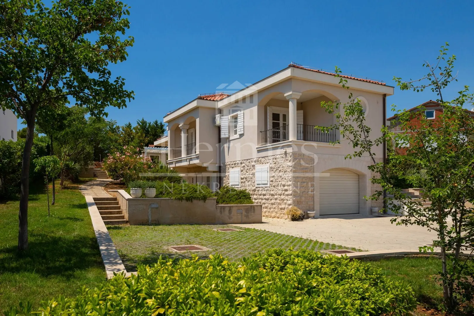 Prekrasna Mediteranska Vila S Bazenom, Vodice