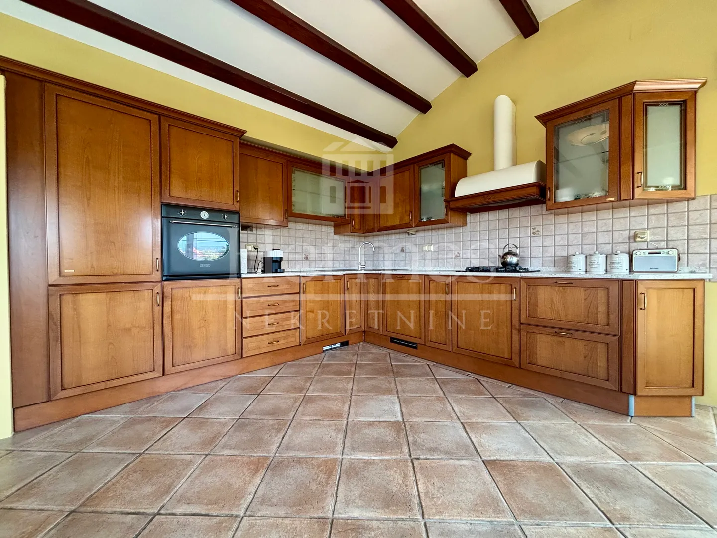 penthouse s terasom i pogledom na zelenilo, pantovčak - slika 15