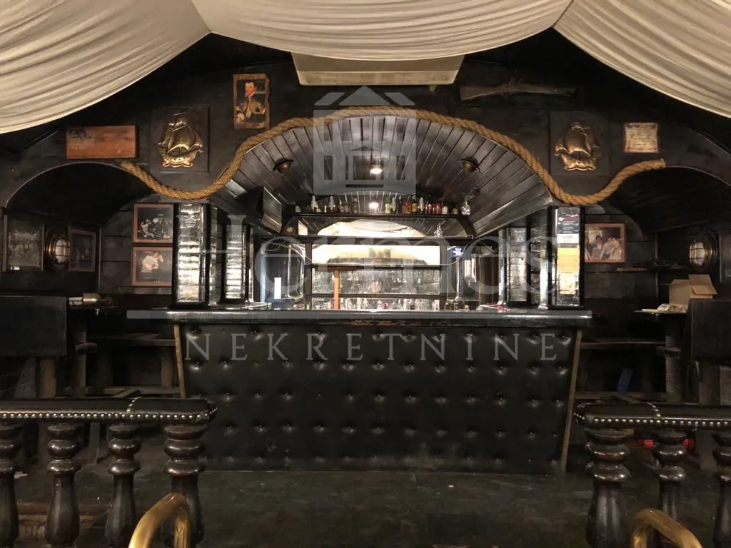 kultni lokal na dvije etaže (160 m2 ), donji grad, hebrangova - slika 2