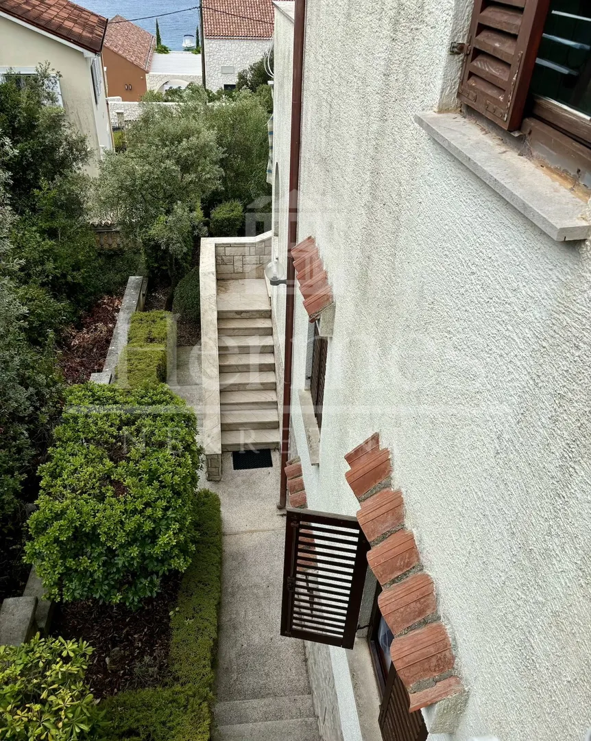 kuća na 3 etaže s panoramskim pogledom na more i otoke, zadar, kožino - slika 22