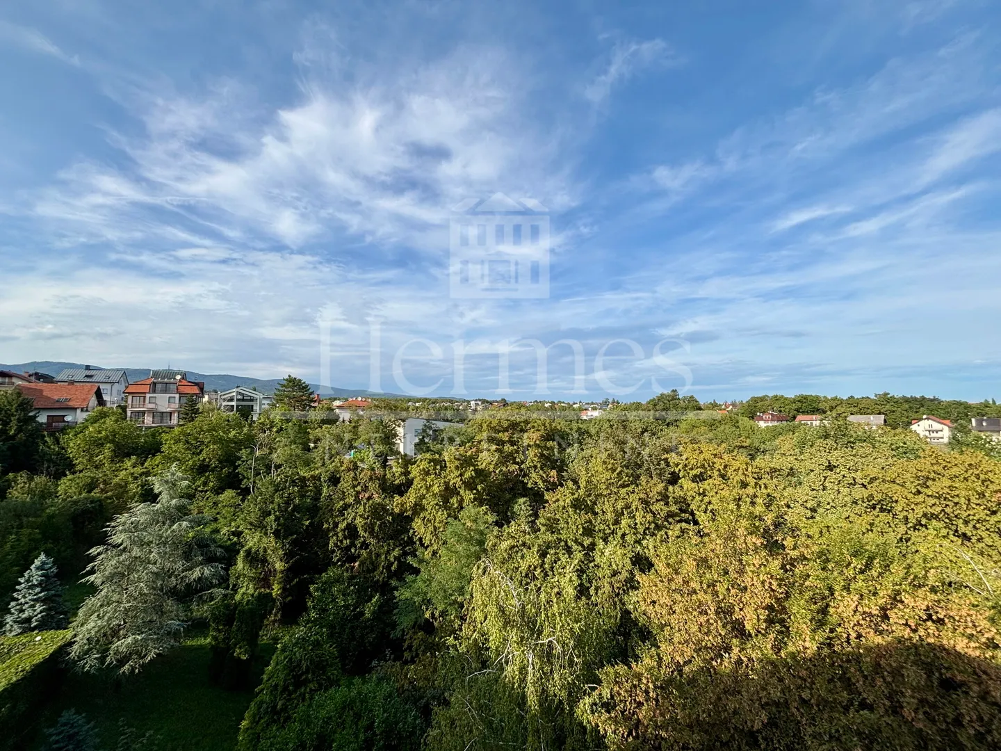 penthouse s terasom i pogledom na zelenilo, pantovčak - slika 2