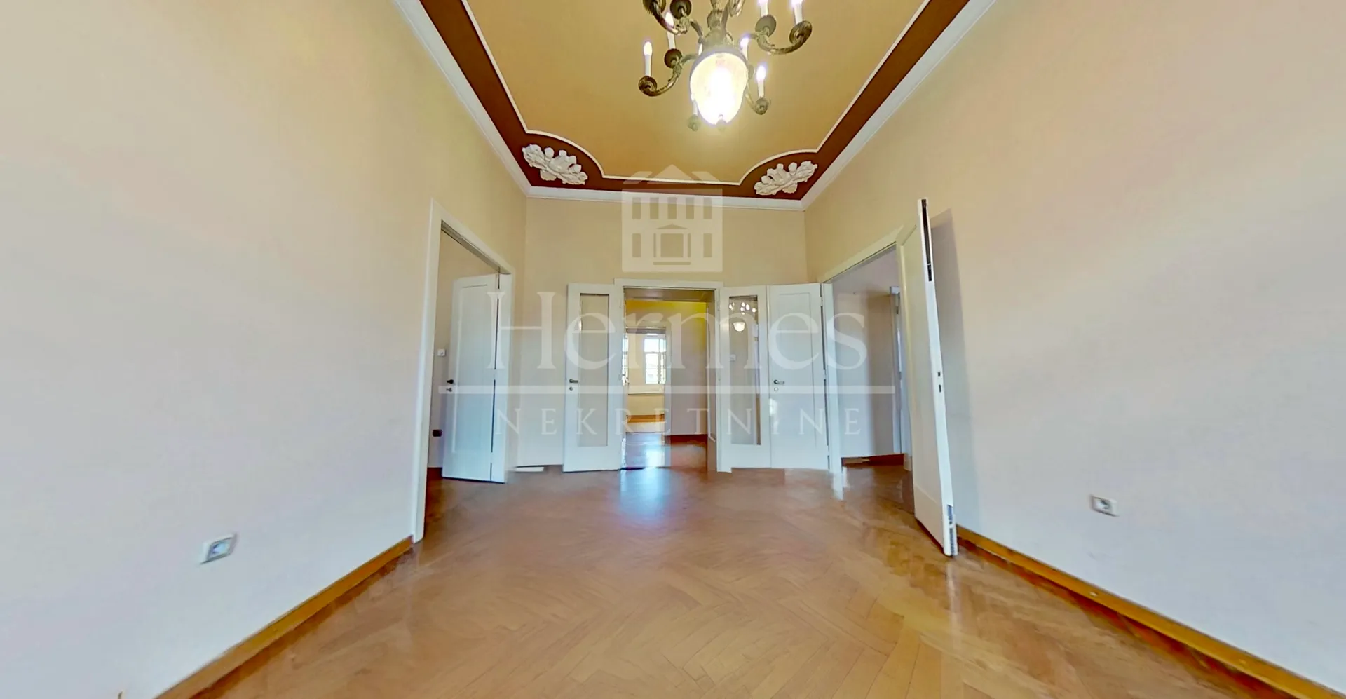 graðanski stan kao poslovni prostor (ured), visoki stropovi, 8 soba, 200 m2 - slika 2