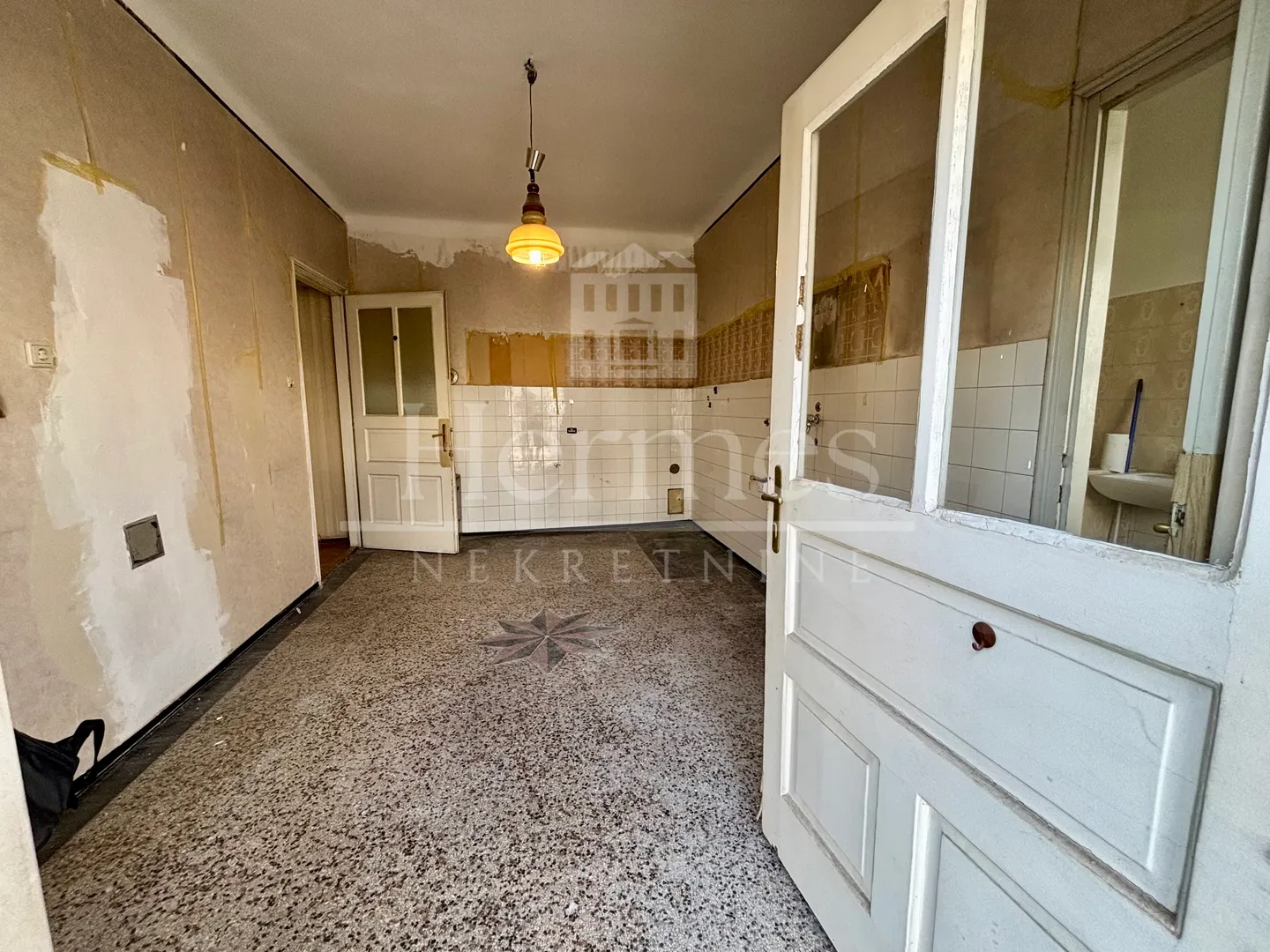 smještaj za radnike - 8 osoba, centralna lokacija, savska cesta - slika 19