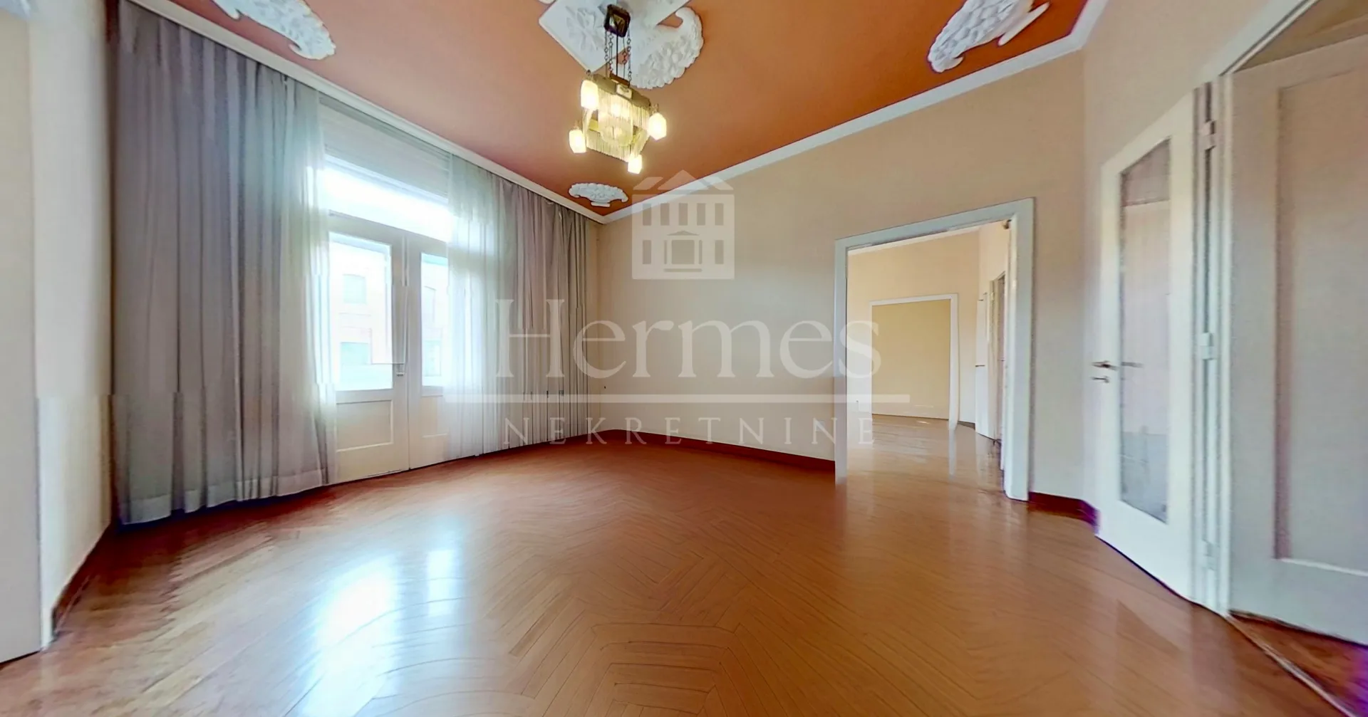 graðanski stan kao poslovni prostor (ured), visoki stropovi, 8 soba, 200 m2 - slika 10