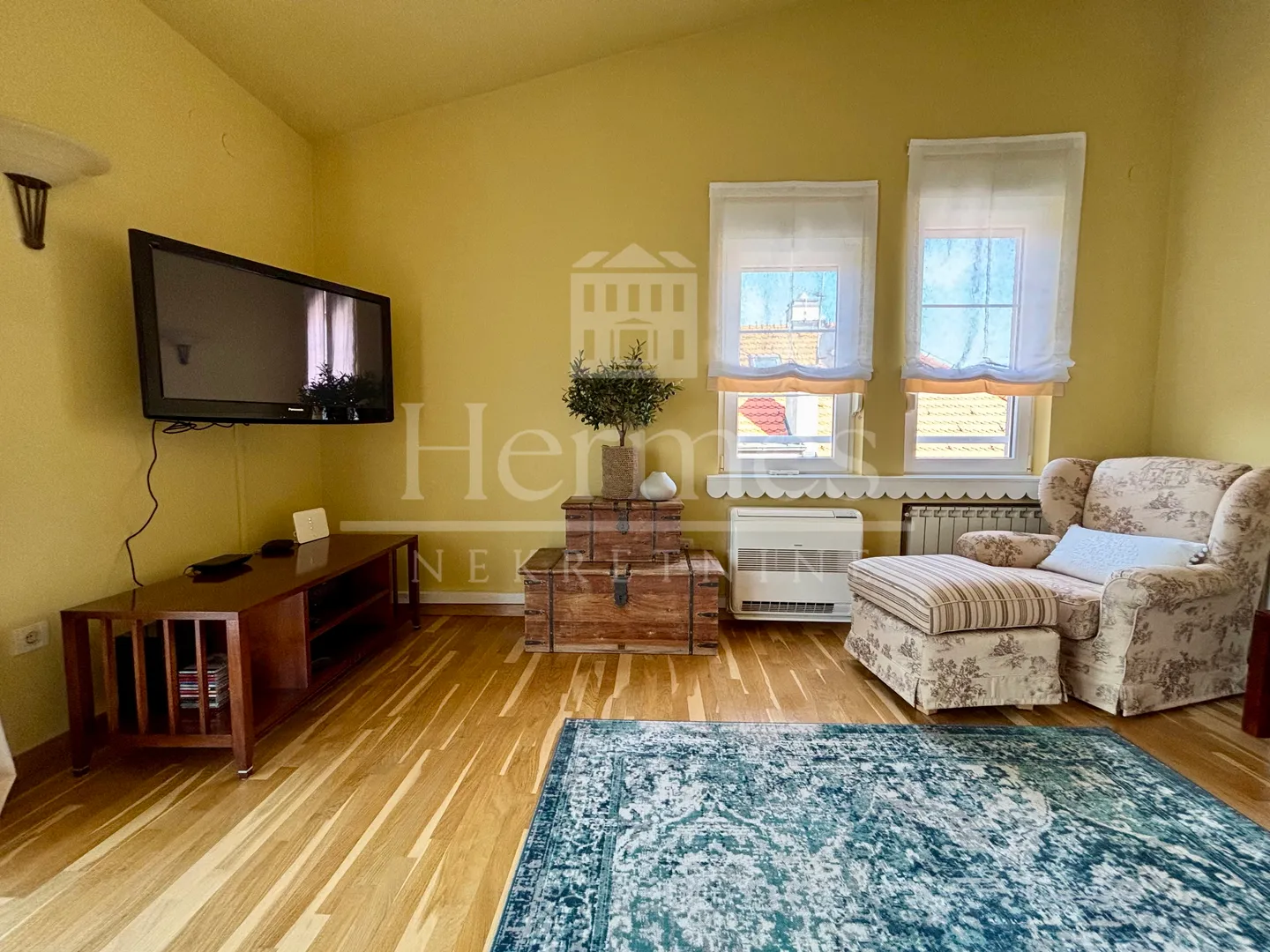 penthouse s terasom i pogledom na zelenilo, pantovčak - slika 9