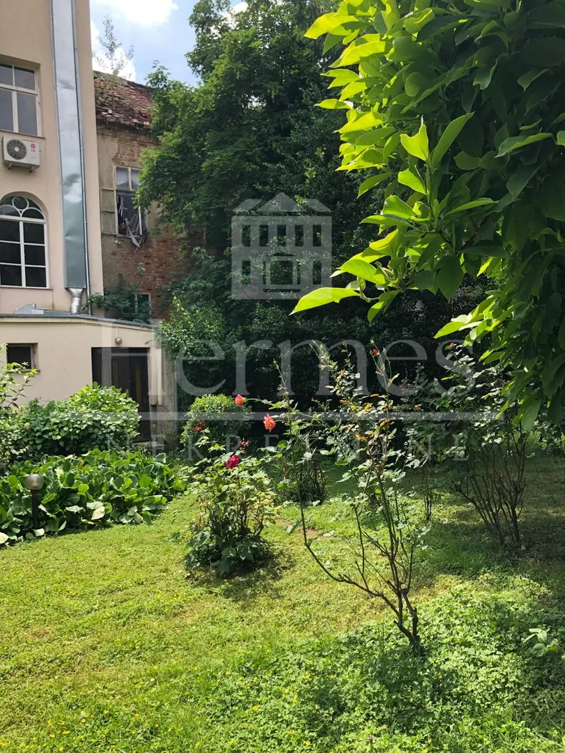kultni lokal na dvije etaže (160 m2 ), donji grad, hebrangova - slika 12