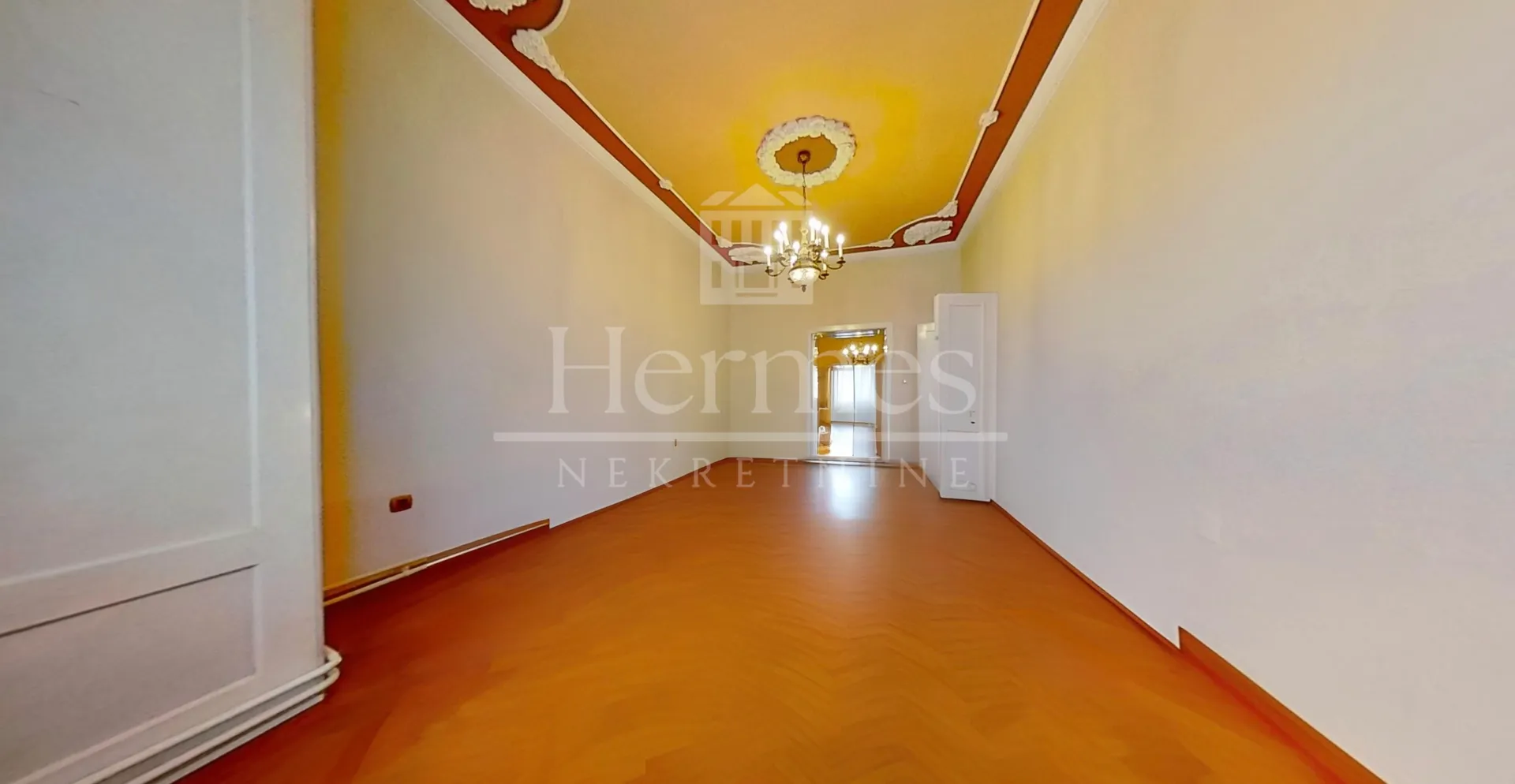 graðanski stan kao poslovni prostor (ured), visoki stropovi, 8 soba, 200 m2 - slika 8
